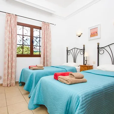 Villa Playa Blanca Sleeps 8 Pool Wifi *